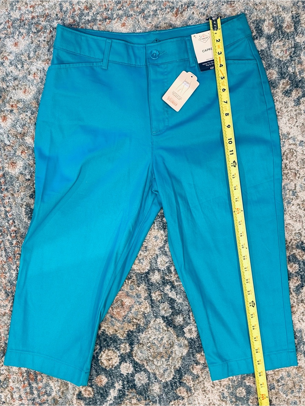 St. John's Bay Turquoise Cropped Capris - Picture 6 of 7